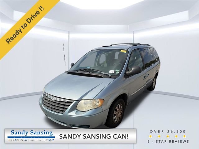2005 Chrysler Town & Country Touring