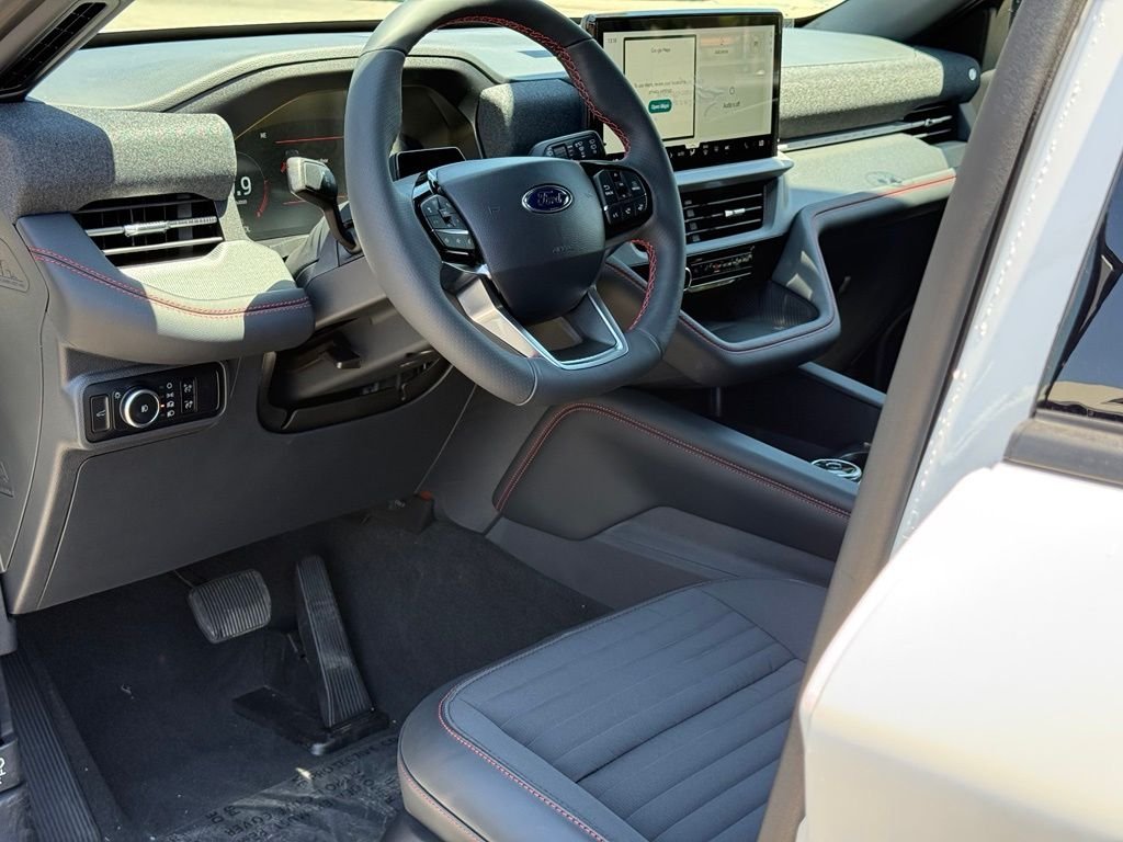 New 2026 Star White Metallic Tri-Coat Ford ST-Line image 6