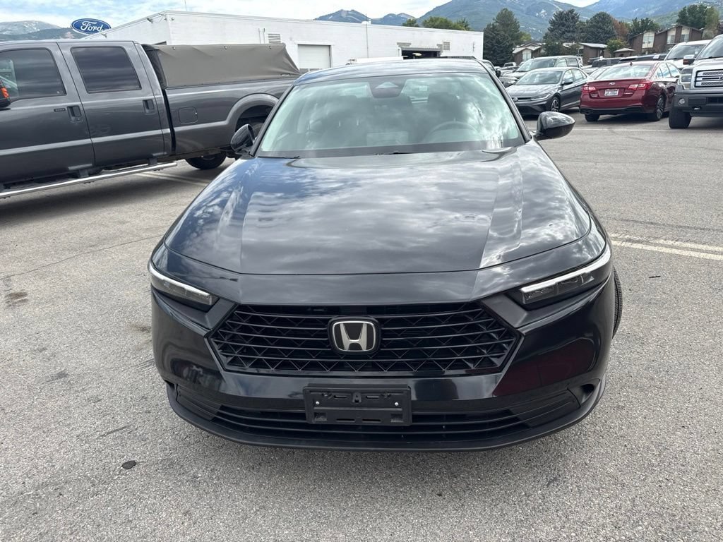 Used 2025 Black Honda LX image 17