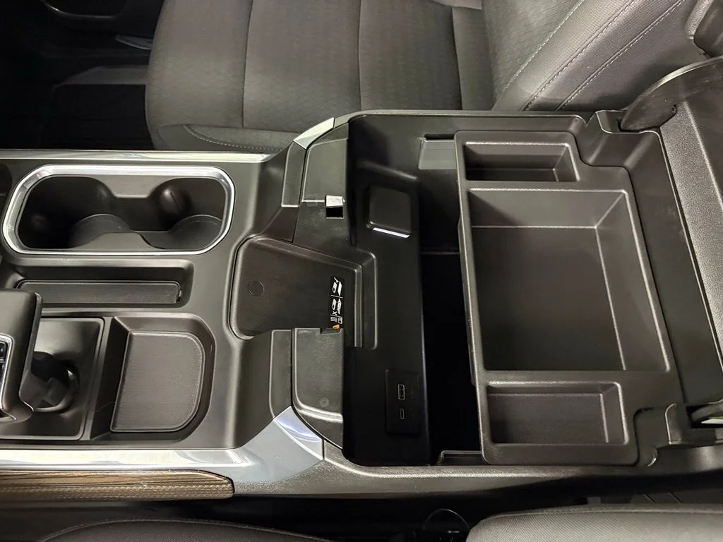 Used 2026 White Chevrolet LT image 37
