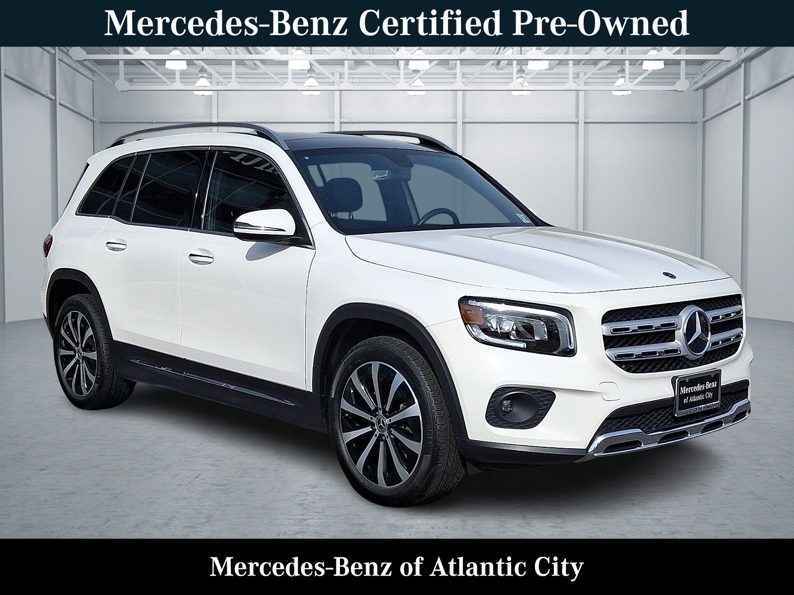 2023 Mercedes-Benz GLB GLB 250 4MATIC's photo