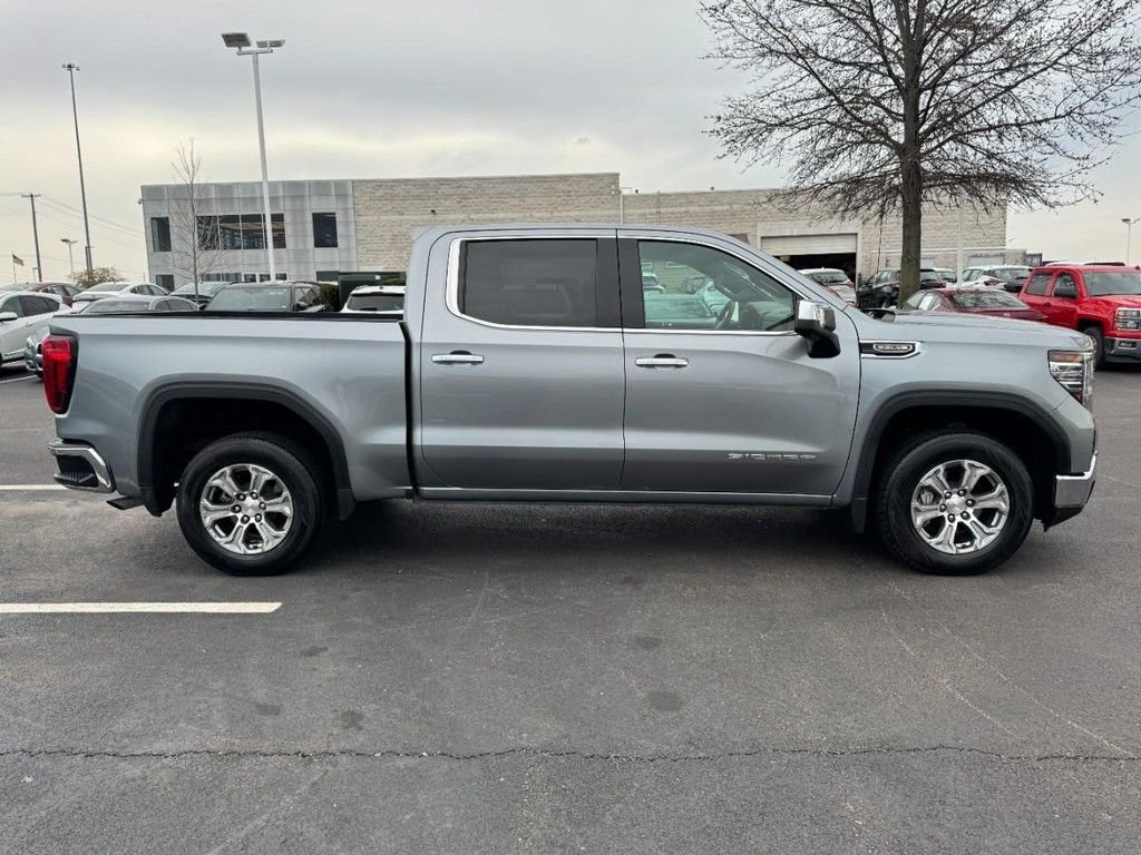 Used 2025 Silver GMC SLT image 2