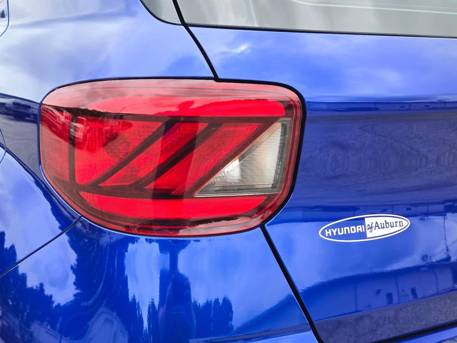 2023 Hyundai Venue SEL - Photo 7