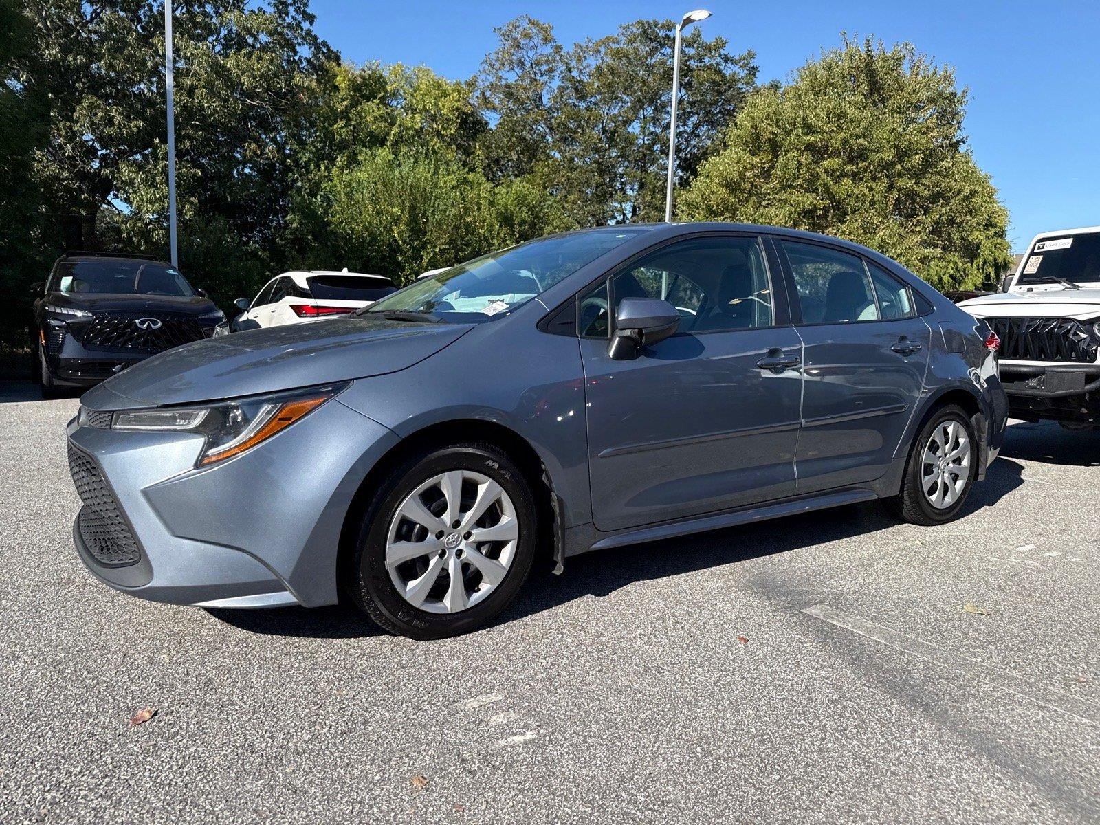 Used 2022 Celestite Toyota LE image 2