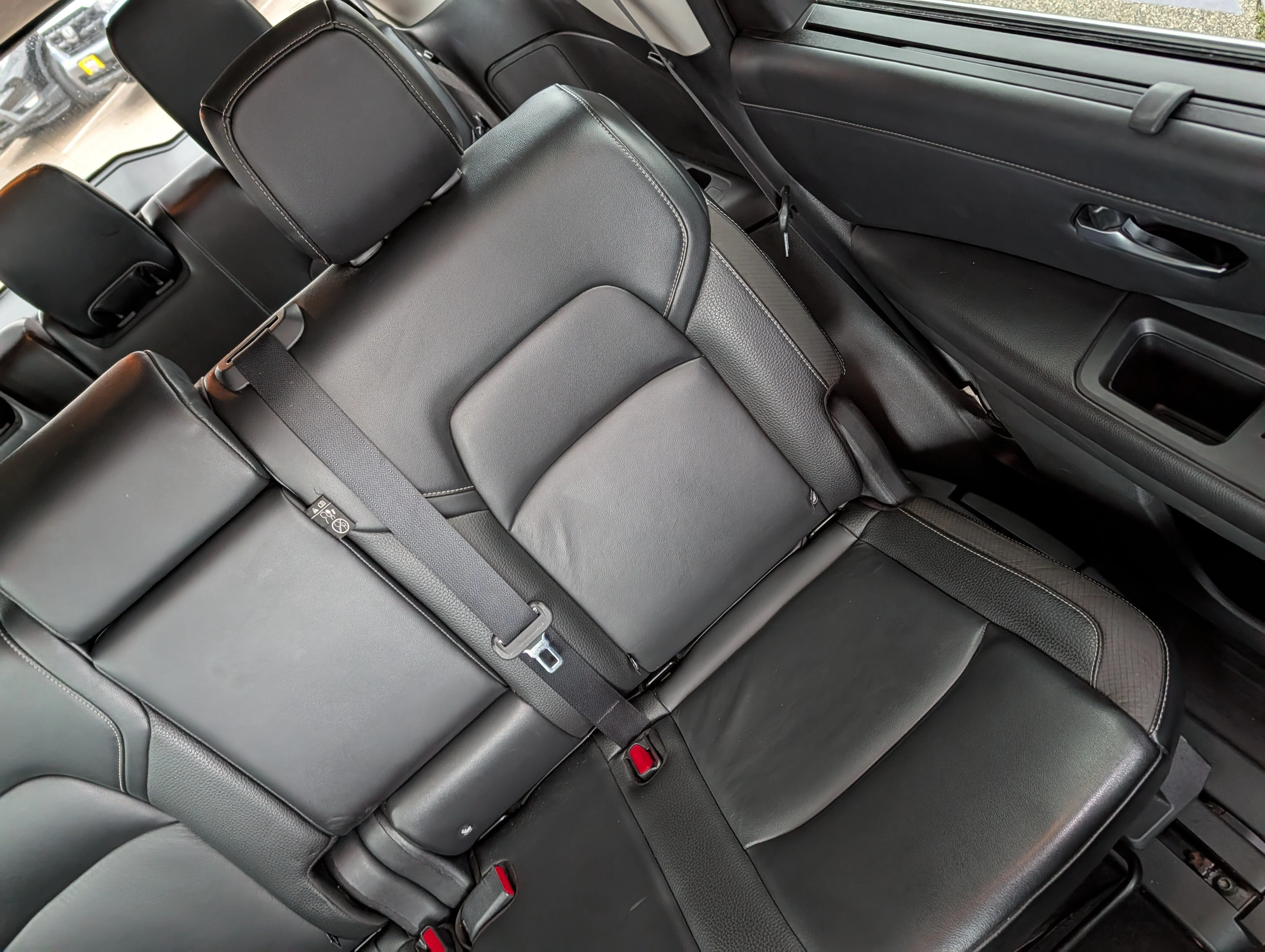 2023 Nissan Pathfinder SL - Photo 13
