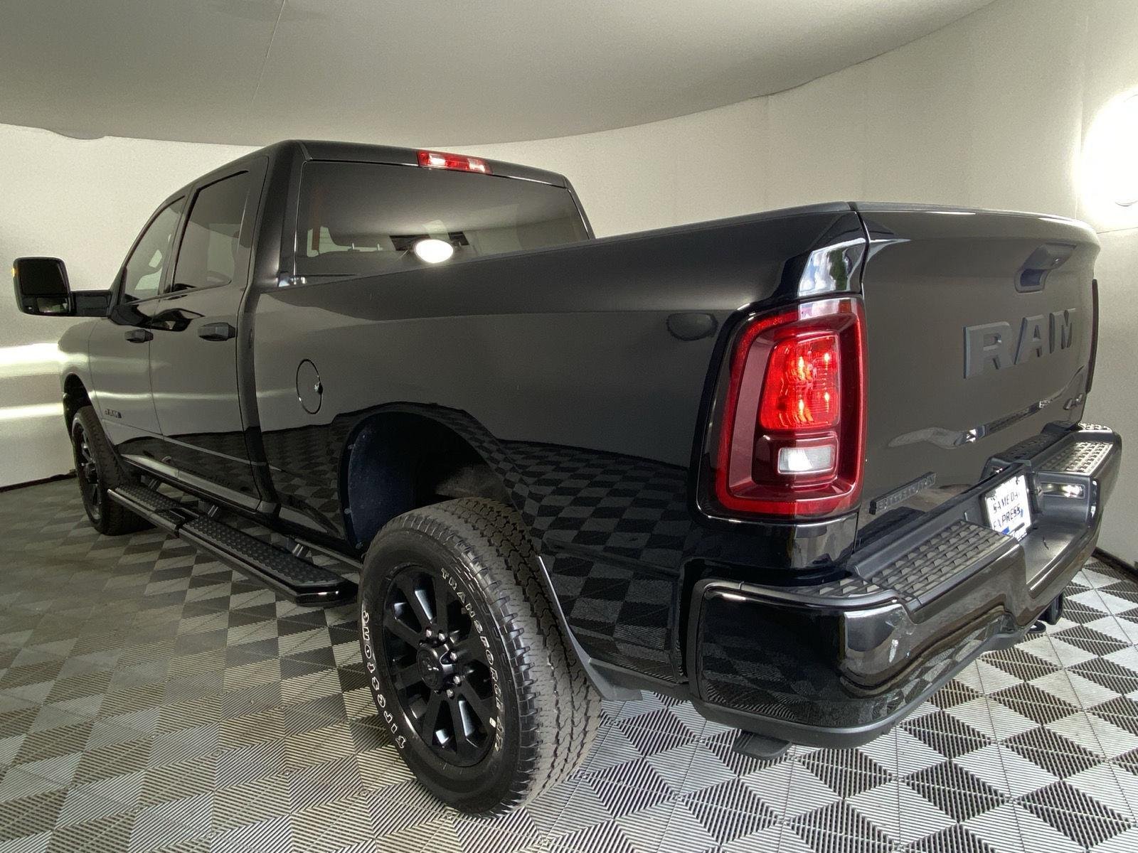 Used 2025 Diamond Black Crystal Pearlcoat Ram Big Horn image 15