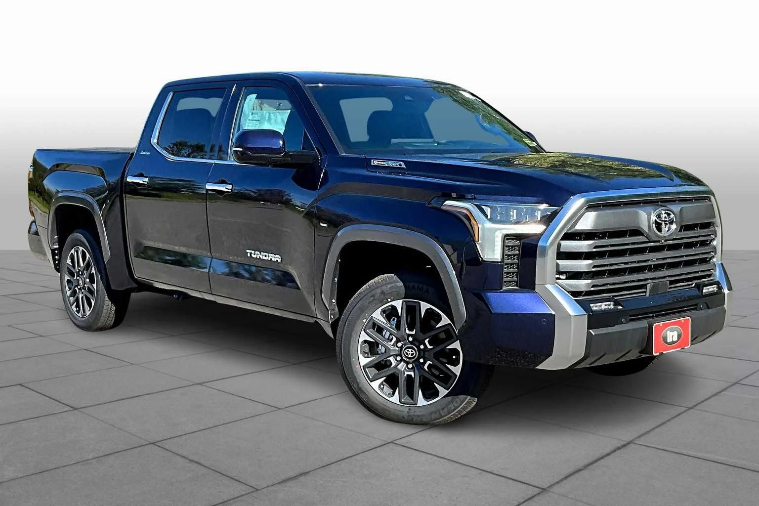 2025 Toyota Tundra Limited - Photo 2