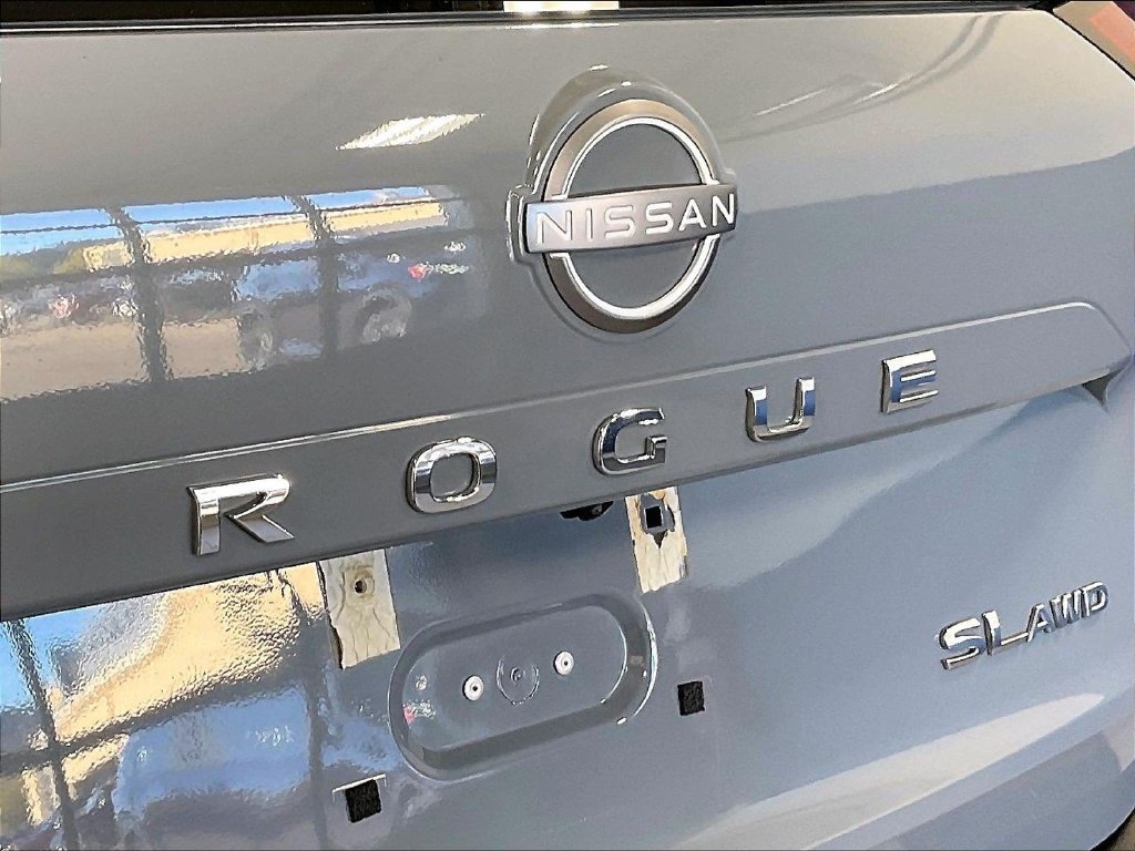 Certified Used 2023 Gray Nissan SL image 29