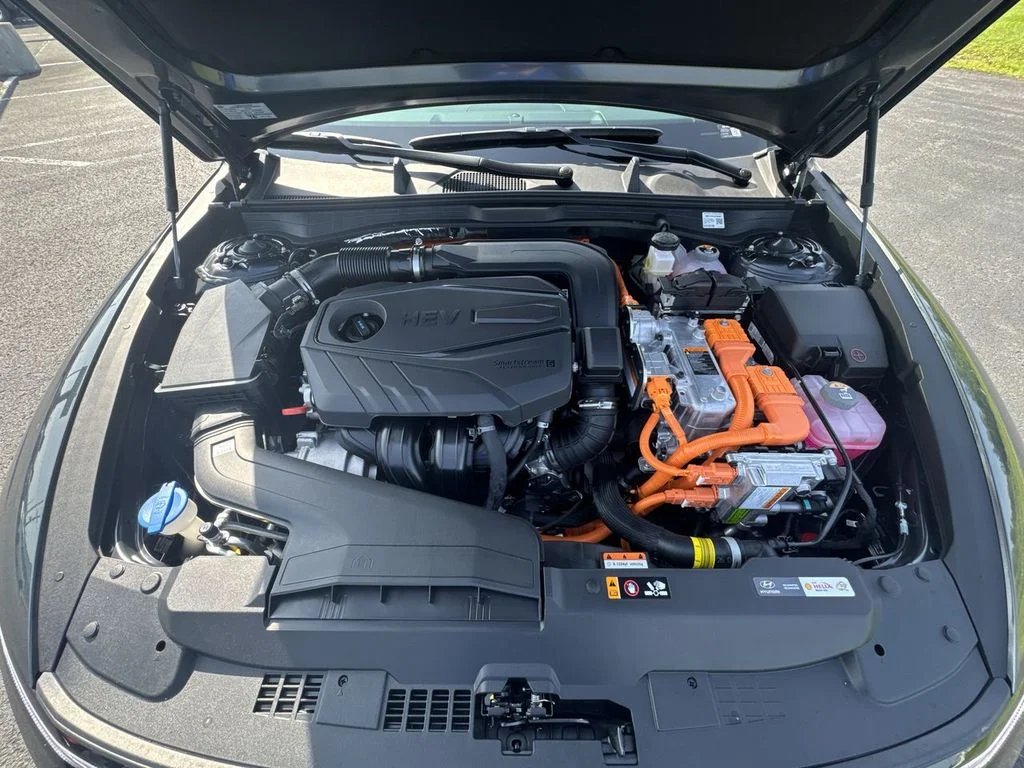 New 2026 Gray Hyundai SEL image 32