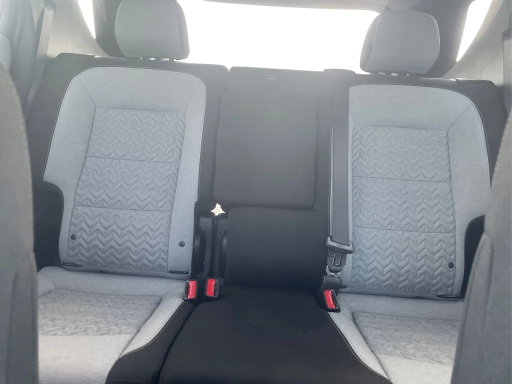 Used 2024 Summit White Chevrolet LT image 10