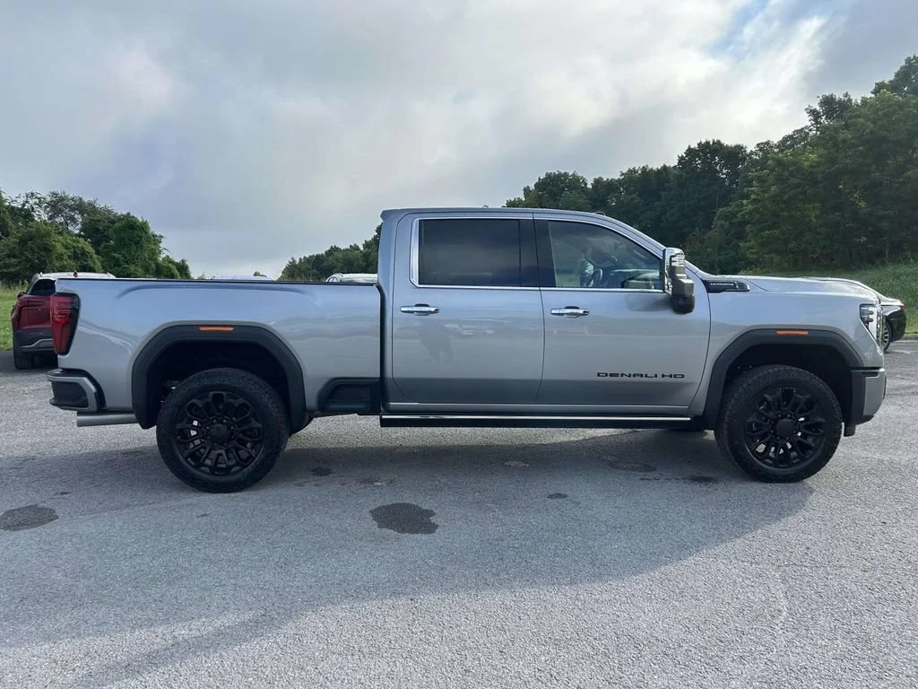 New 2026 Sterling Metallic GMC Denali Ultimate image 2