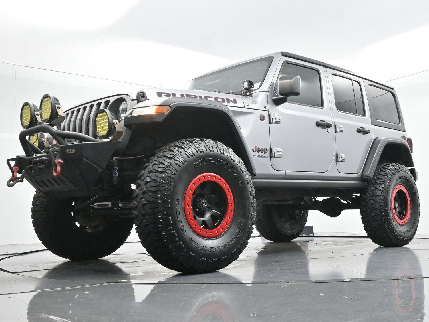 Used 2020 Billet Silver Metallic Clearcoat Jeep Rubicon image 42