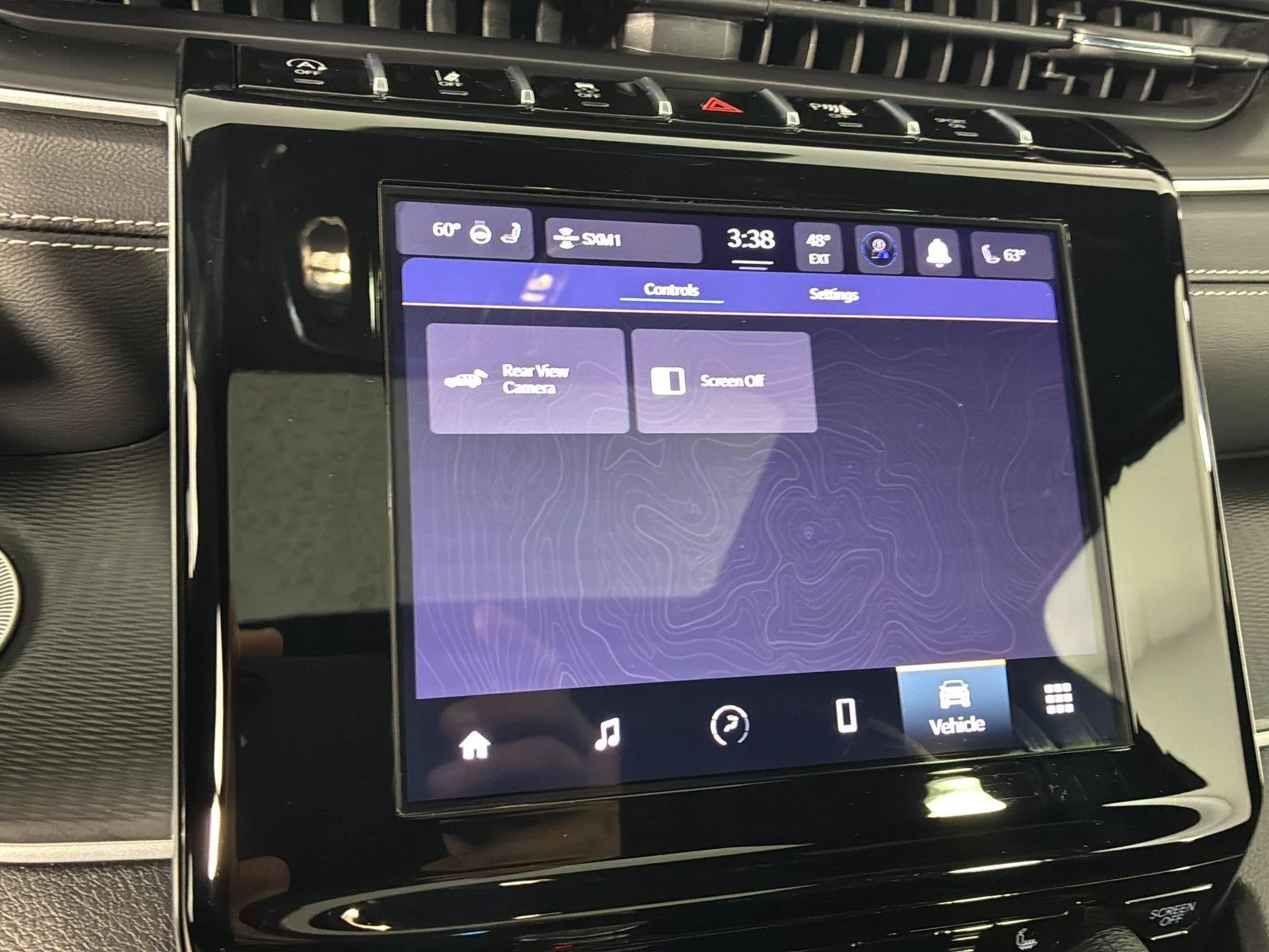 Used 2024 Silver Zynith Jeep Laredo X image 32