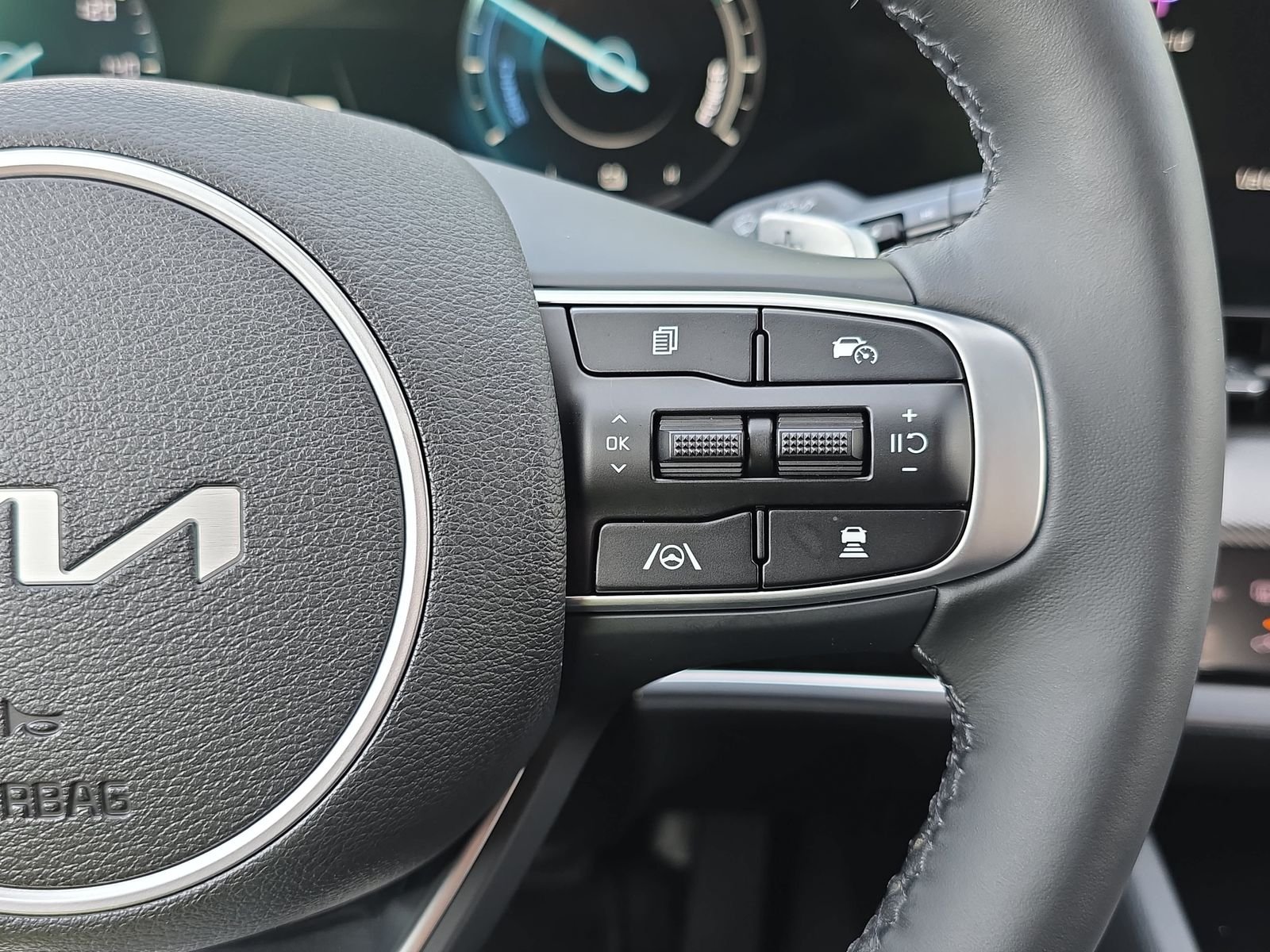Used 2025 Gray Kia SX-Prestige image 18