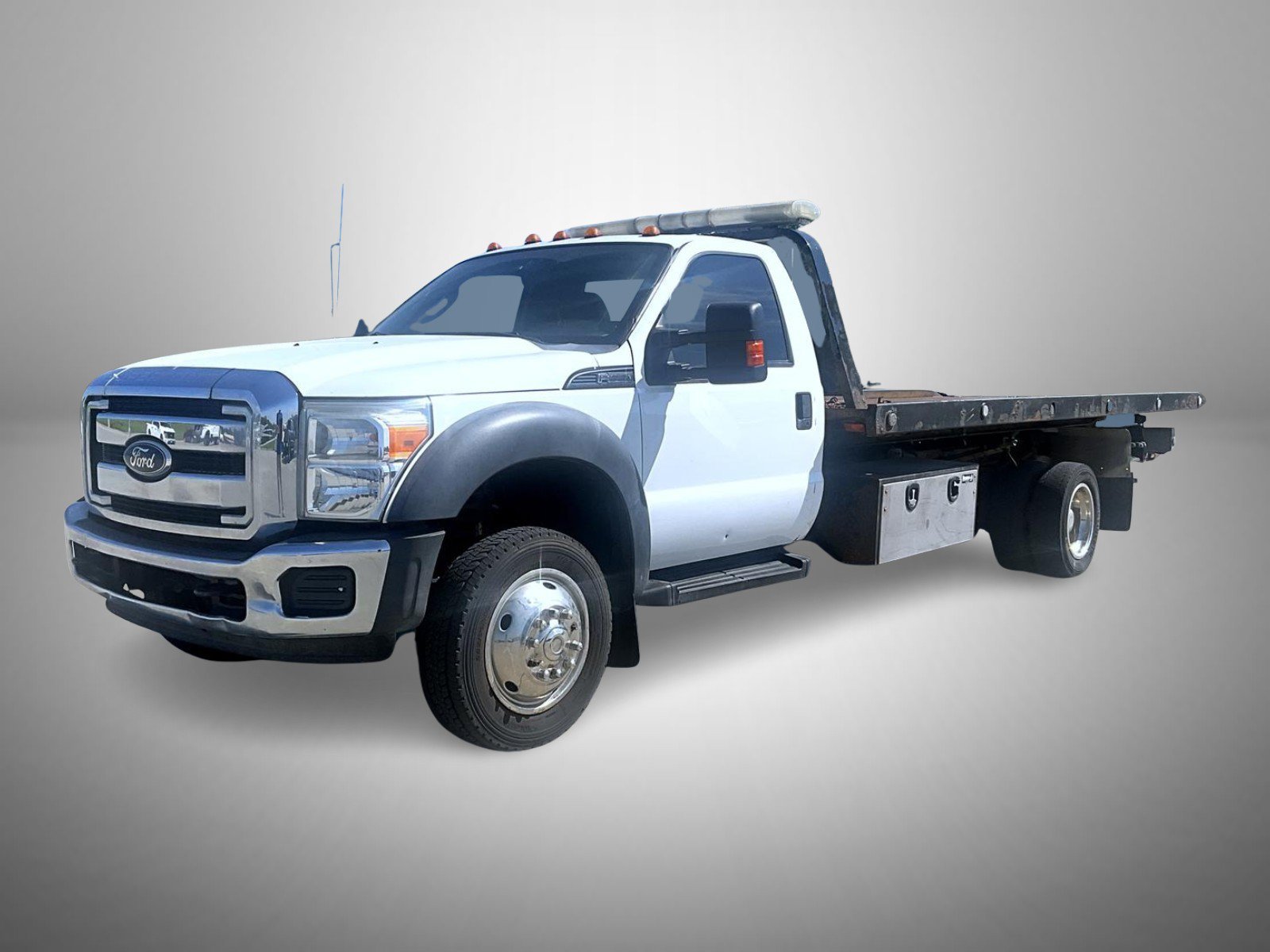 Used 2012 White Ford XL image 1