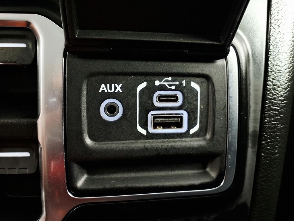 Used 2021 Blue Jeep Rubicon image 25