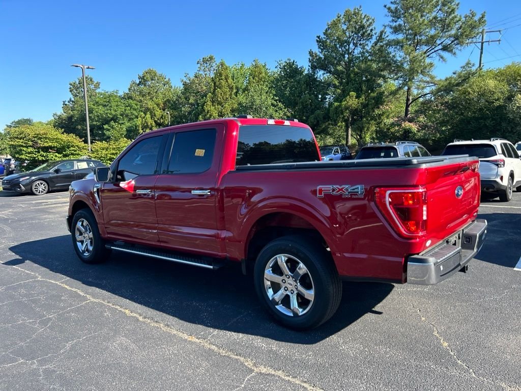 Used 2021 Red Ford XLT image 6