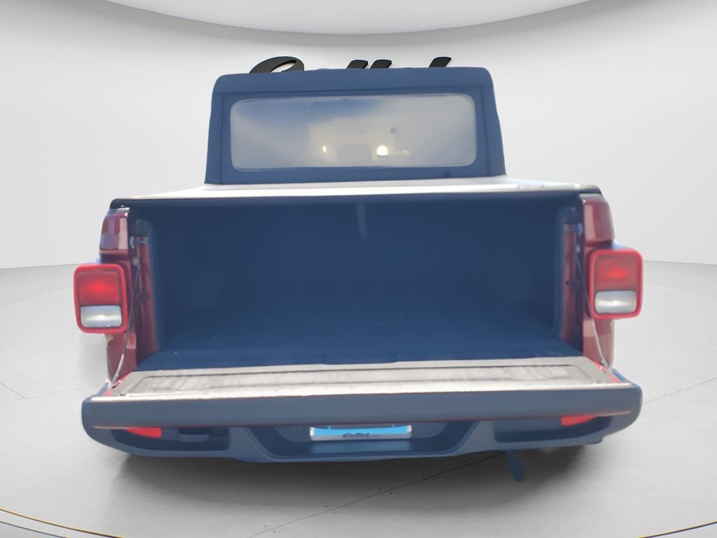 Used 2021  Jeep Sport image 9
