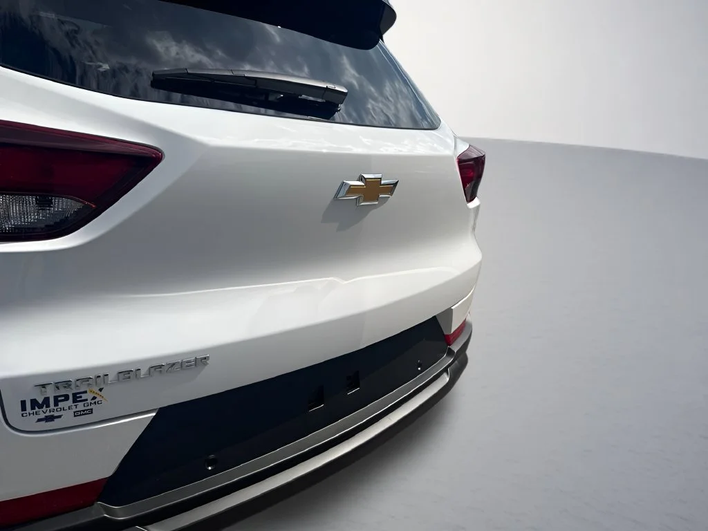 New 2026 White Chevrolet LS image 26