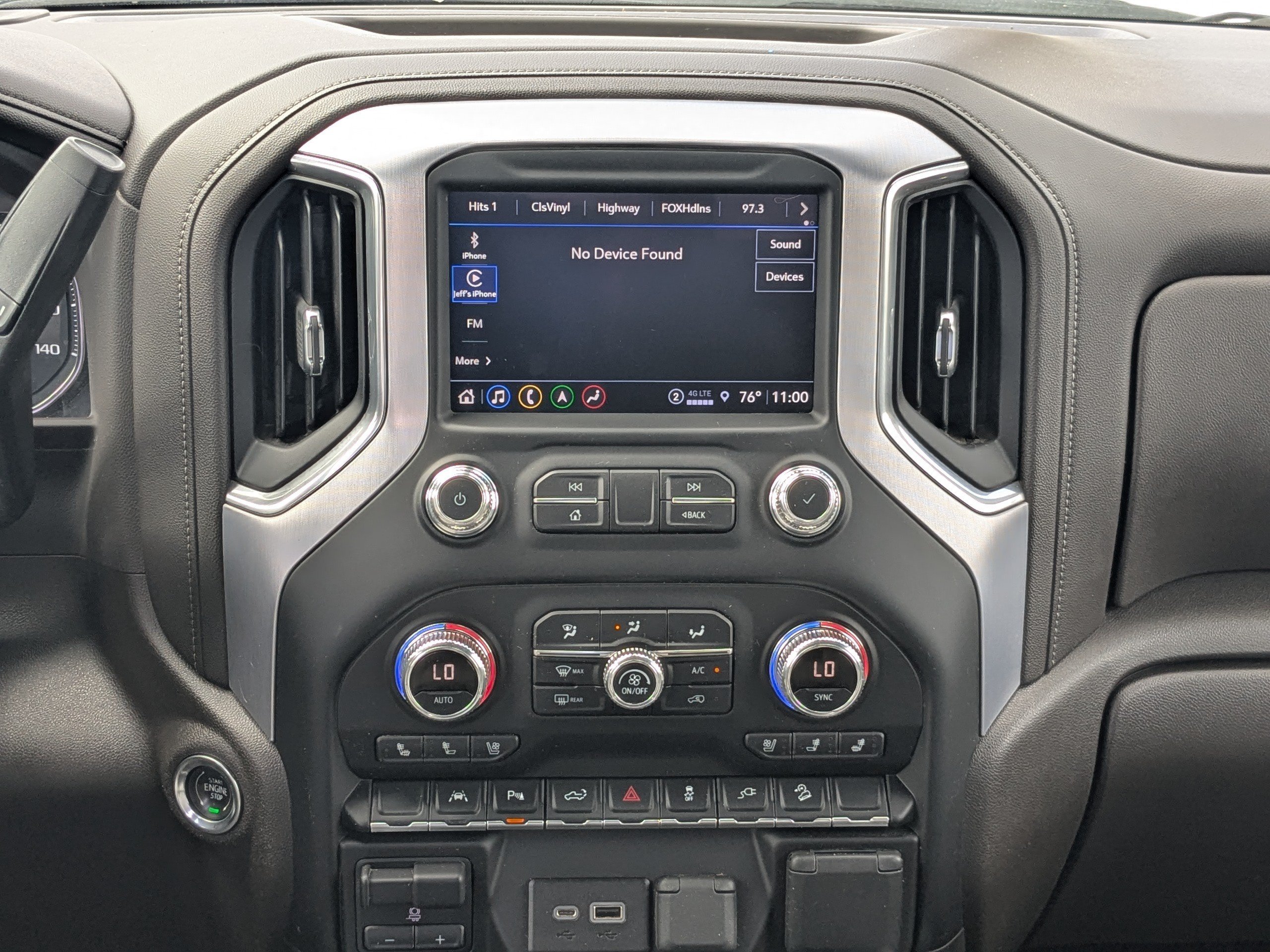 Used 2022 White Frost Tricoat GMC SLT image 18