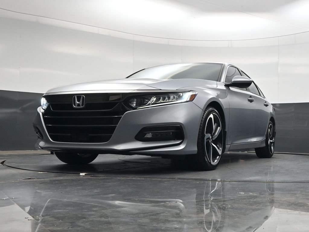 Used 2020  Honda Sport image 32