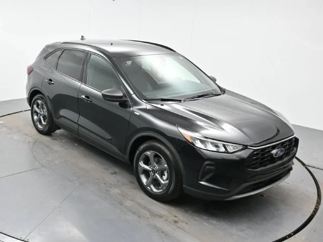 Used 2025 Agate Black Metal Ford ST-Line image 31