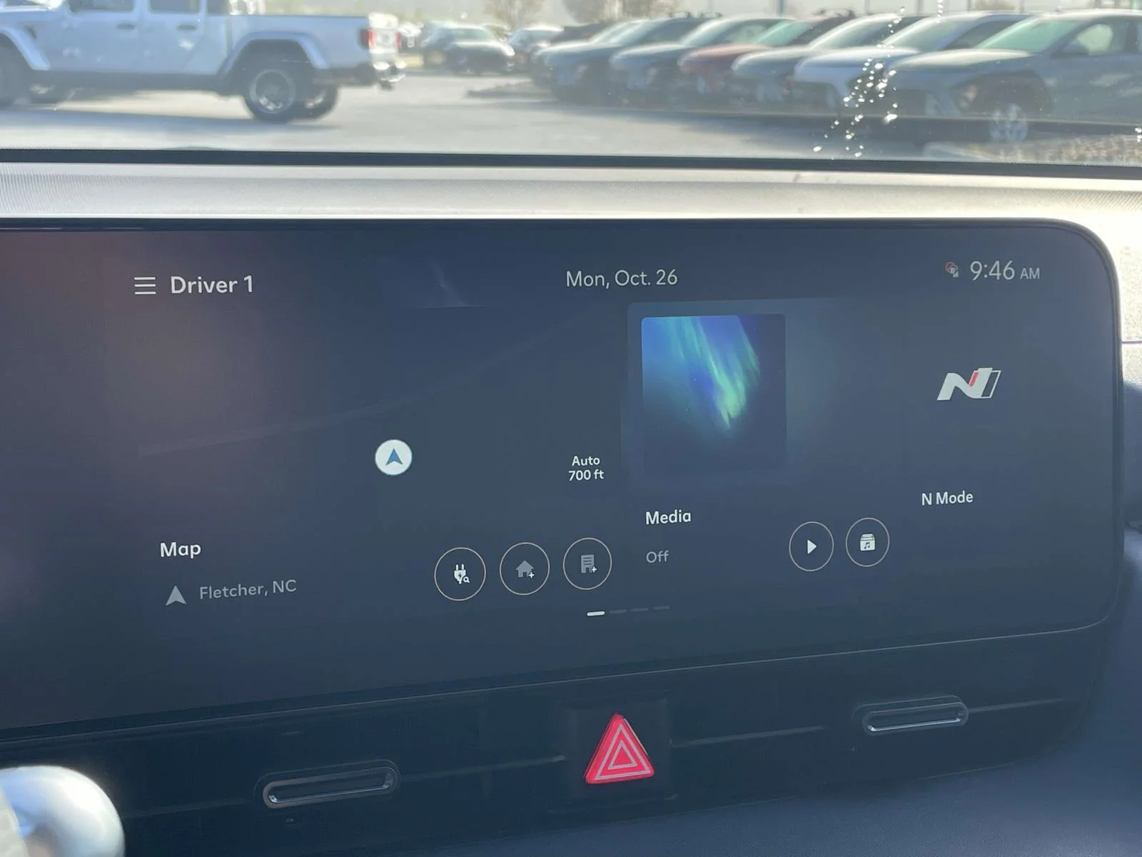 Used 2025 Abyss Black Hyundai Base image 17