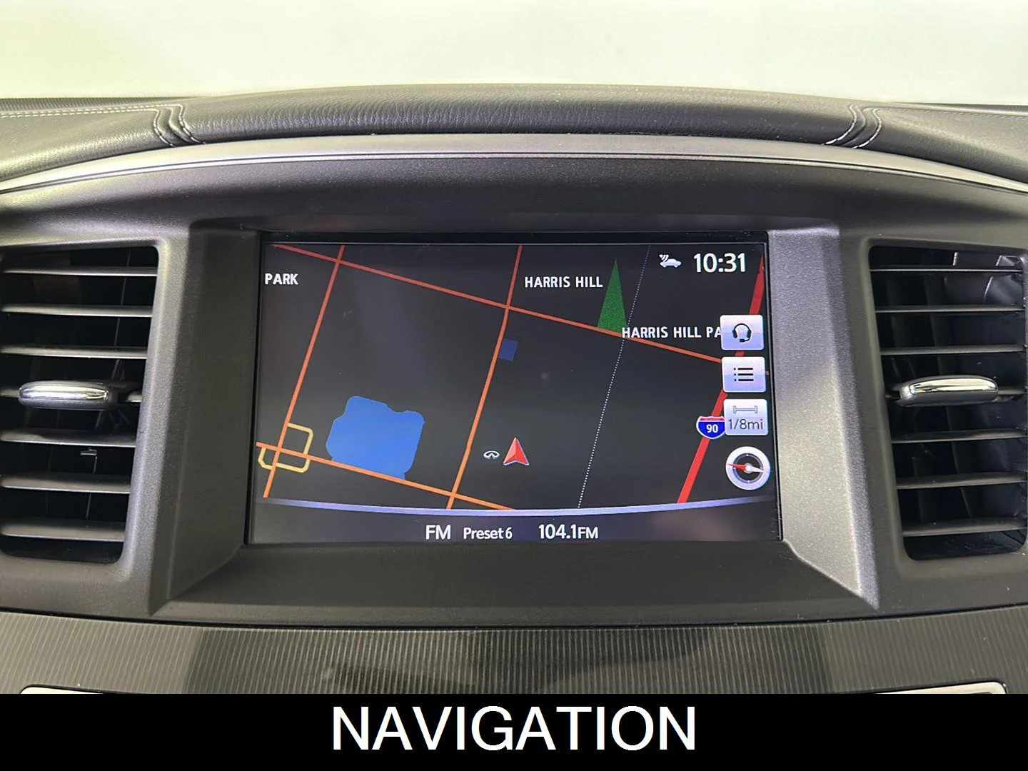 Used 2019 Majestic White INFINITI LUXE image 6
