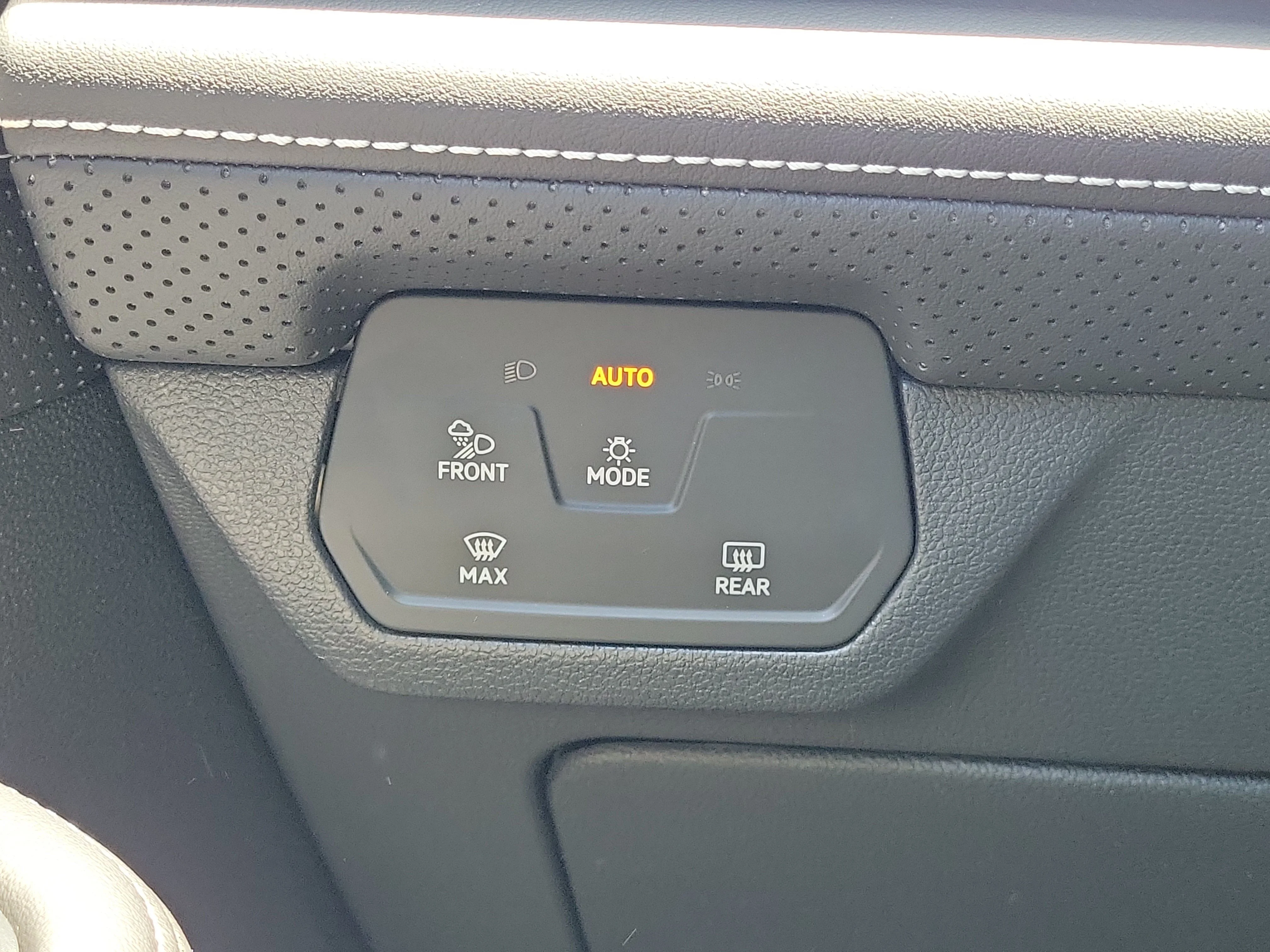 New 2026 Gray Volkswagen SE w/Technology image 21