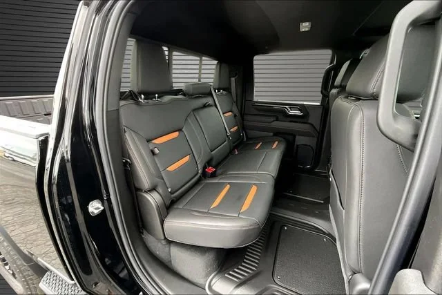 New 2026 Onyx Black GMC AT4 image 10