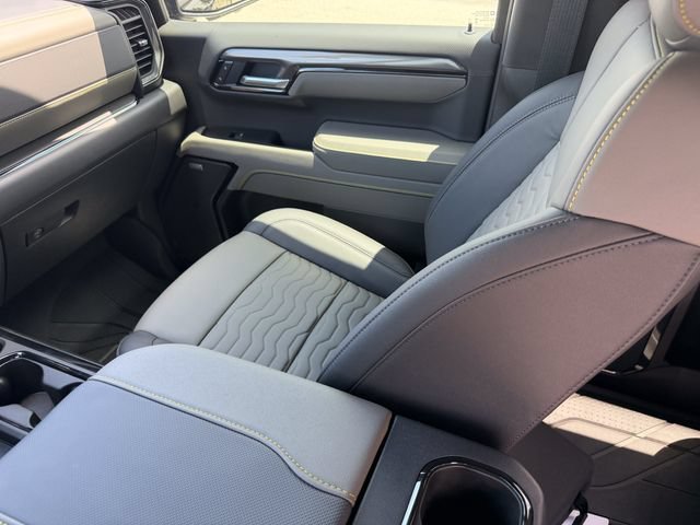 2026 Chevrolet Silverado 1500 ZR2 - Photo 20