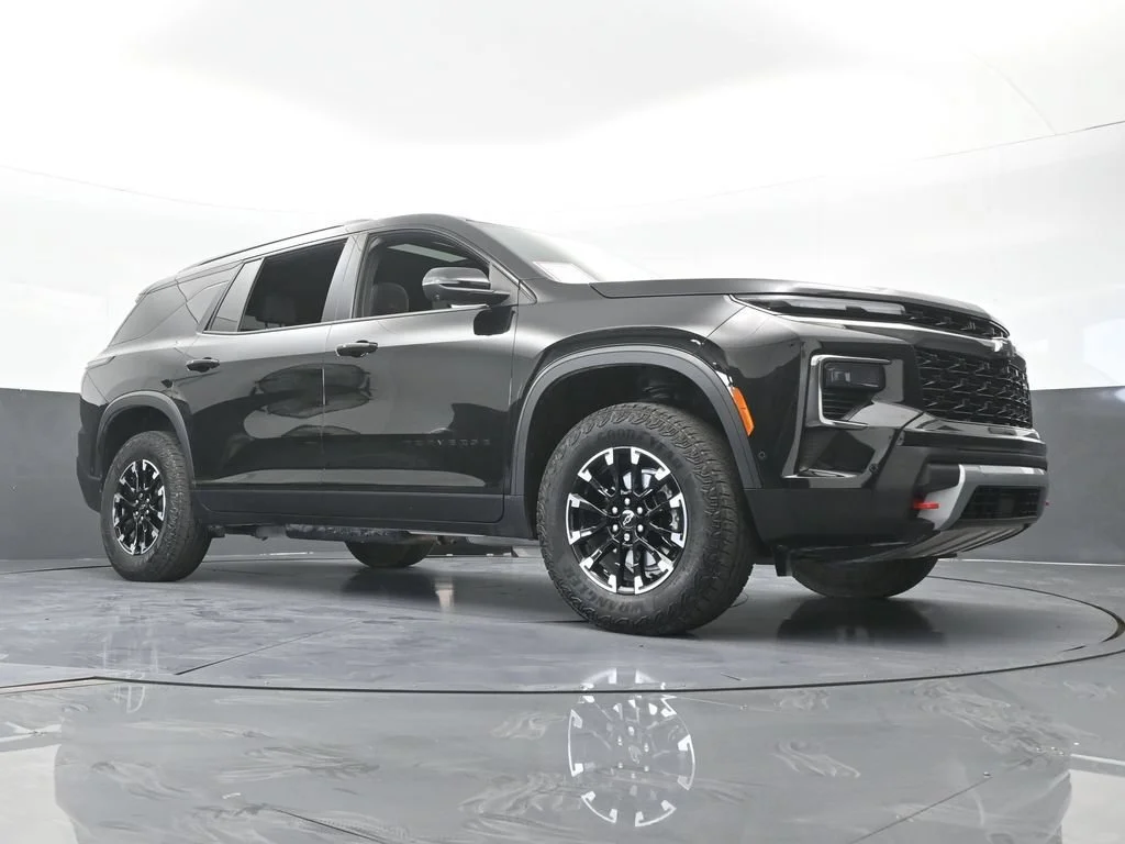 Used 2025 Mosaic Black Metallic Chevrolet Z71 image 89