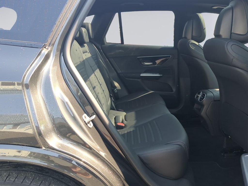Used 2025 Graphite Gray Metallic Mercedes-Benz GLC 350e image 19