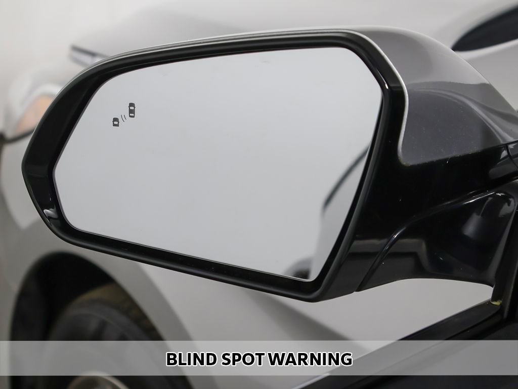 Used 2019 Silver Hyundai Sport image 4