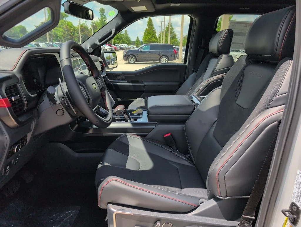 New 2026 White Ford Raptor image 5