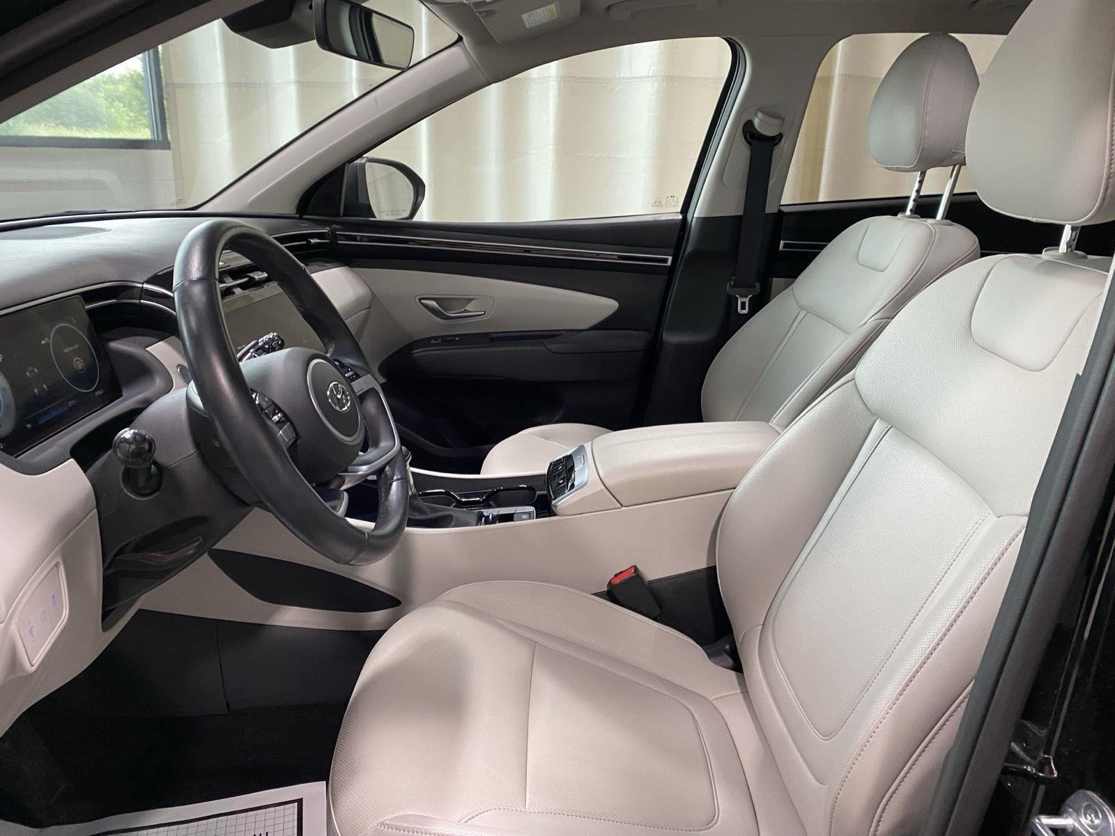 Used 2024 Black Pearl Hyundai SEL image 8