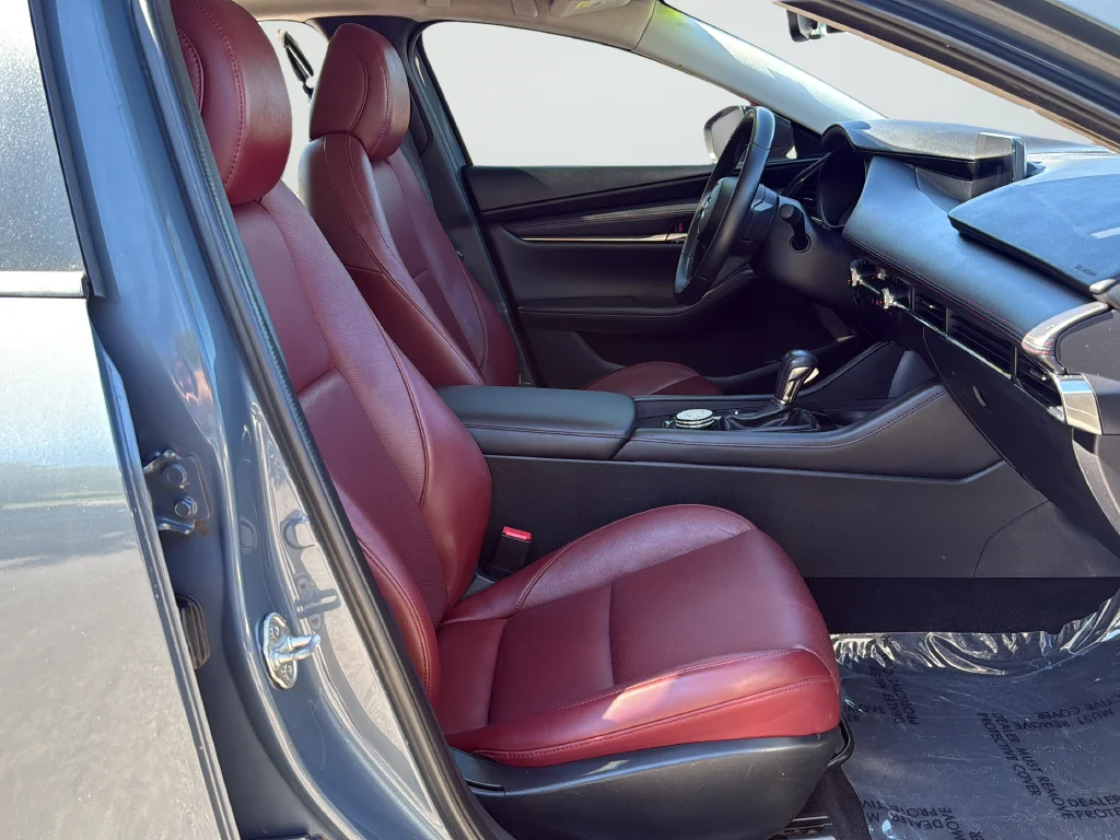 Used 2022 Gray Mazda Carbon Edition image 21