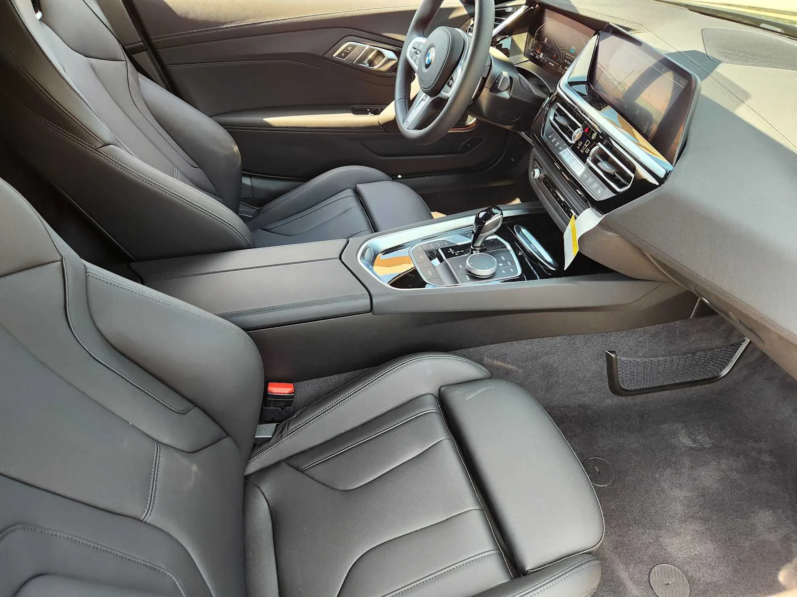 2026 BMW Z4 30i - Photo 7