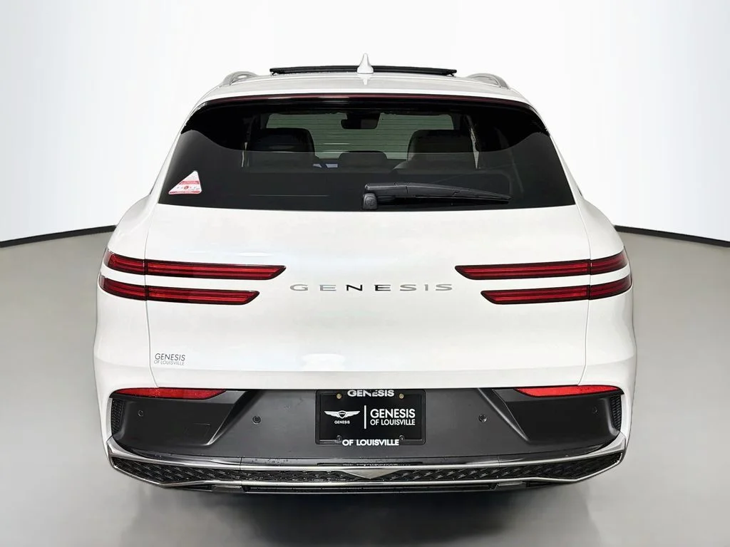 New 2027 Uyuni White Genesis 2.5T Select image 6