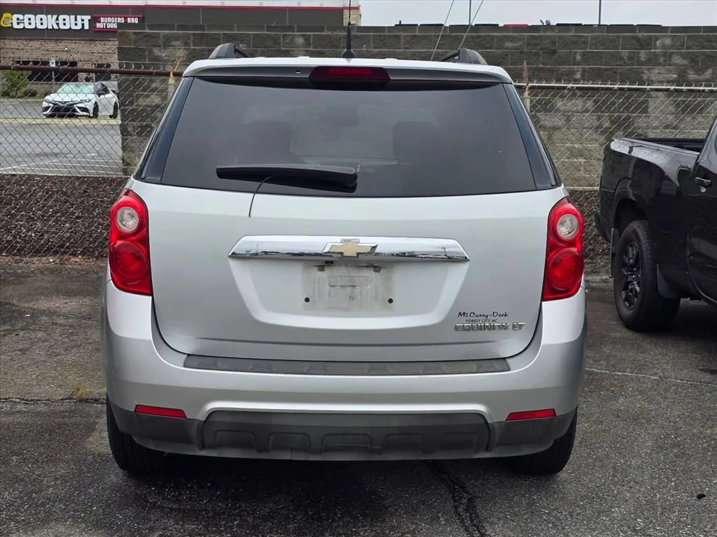 Used 2013 Silver Ice Metallic Chevrolet LT image 12