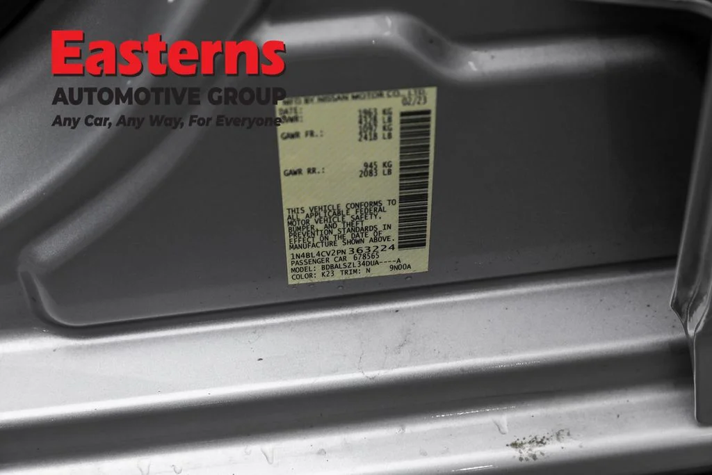 Used 2023 Silver Nissan 2.5 SR image 32