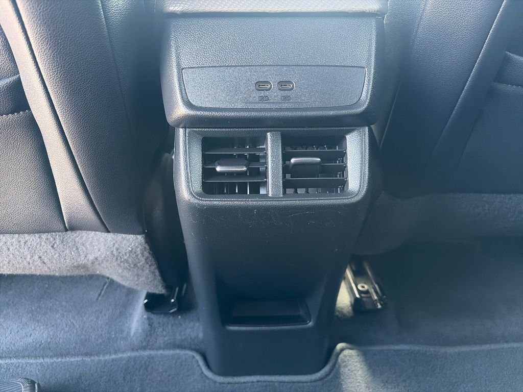Used 2025 White Chevrolet LT image 37