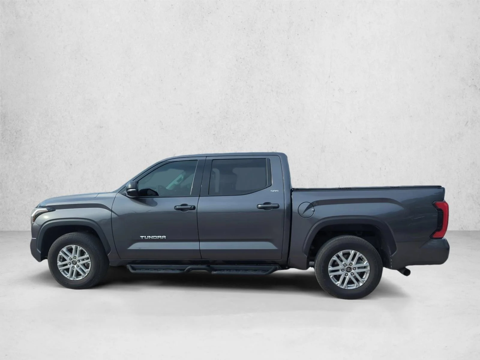 Used 2023 Magnetic Gray Metallic Toyota SR5 image 5
