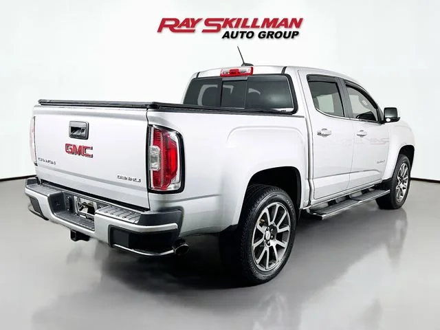 Used 2017 Silver GMC Denali image 7
