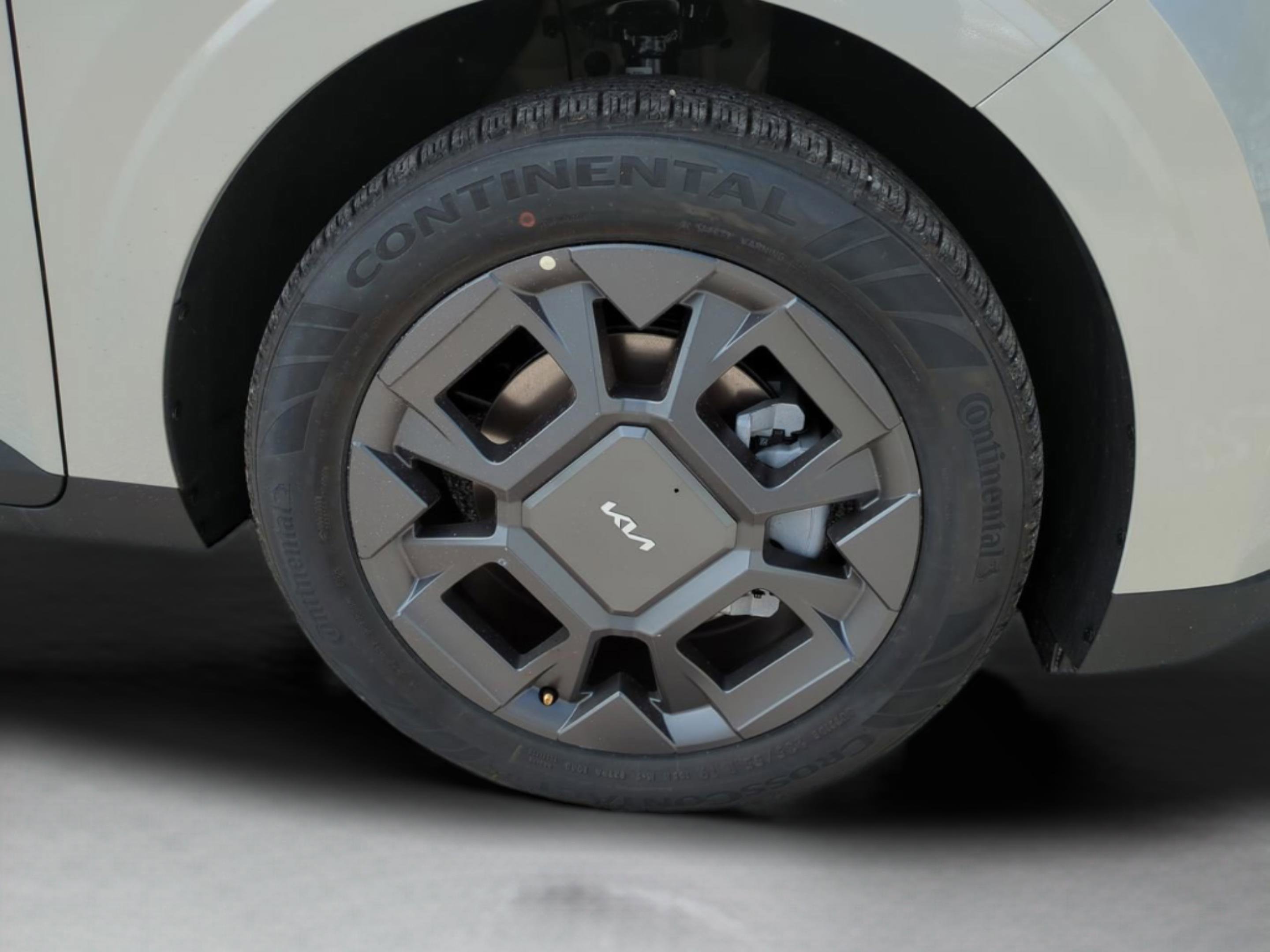 New 2026 Ivory Silver Kia EX image 13