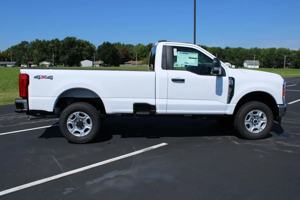 New 2026 Oxford White Ford F-350® XLT image 16