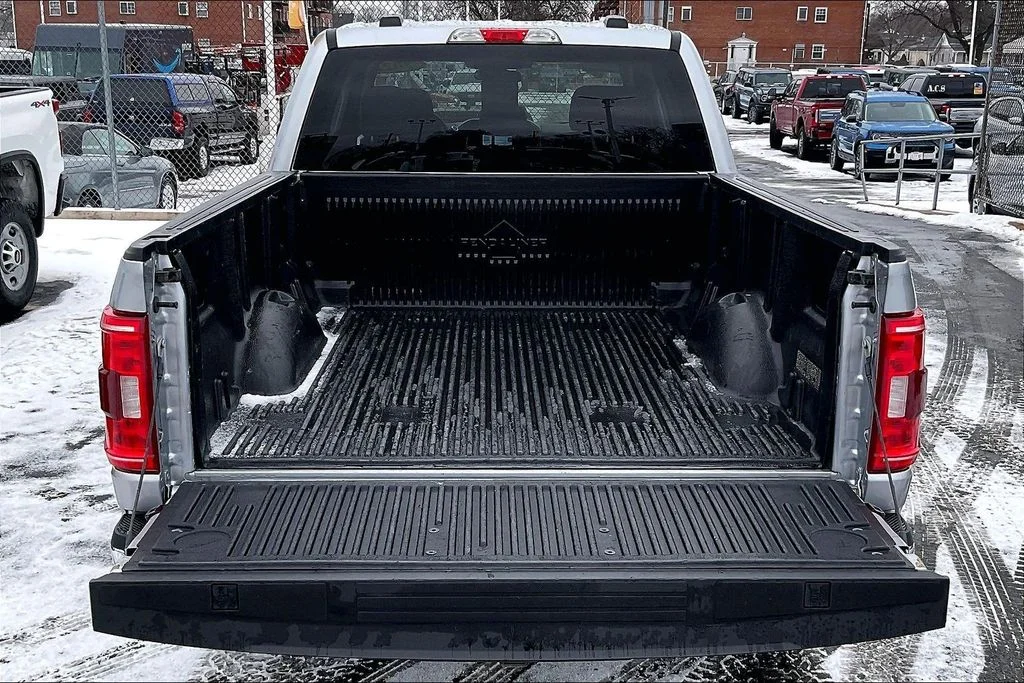 Used 2022 Silver Ford XLT image 25
