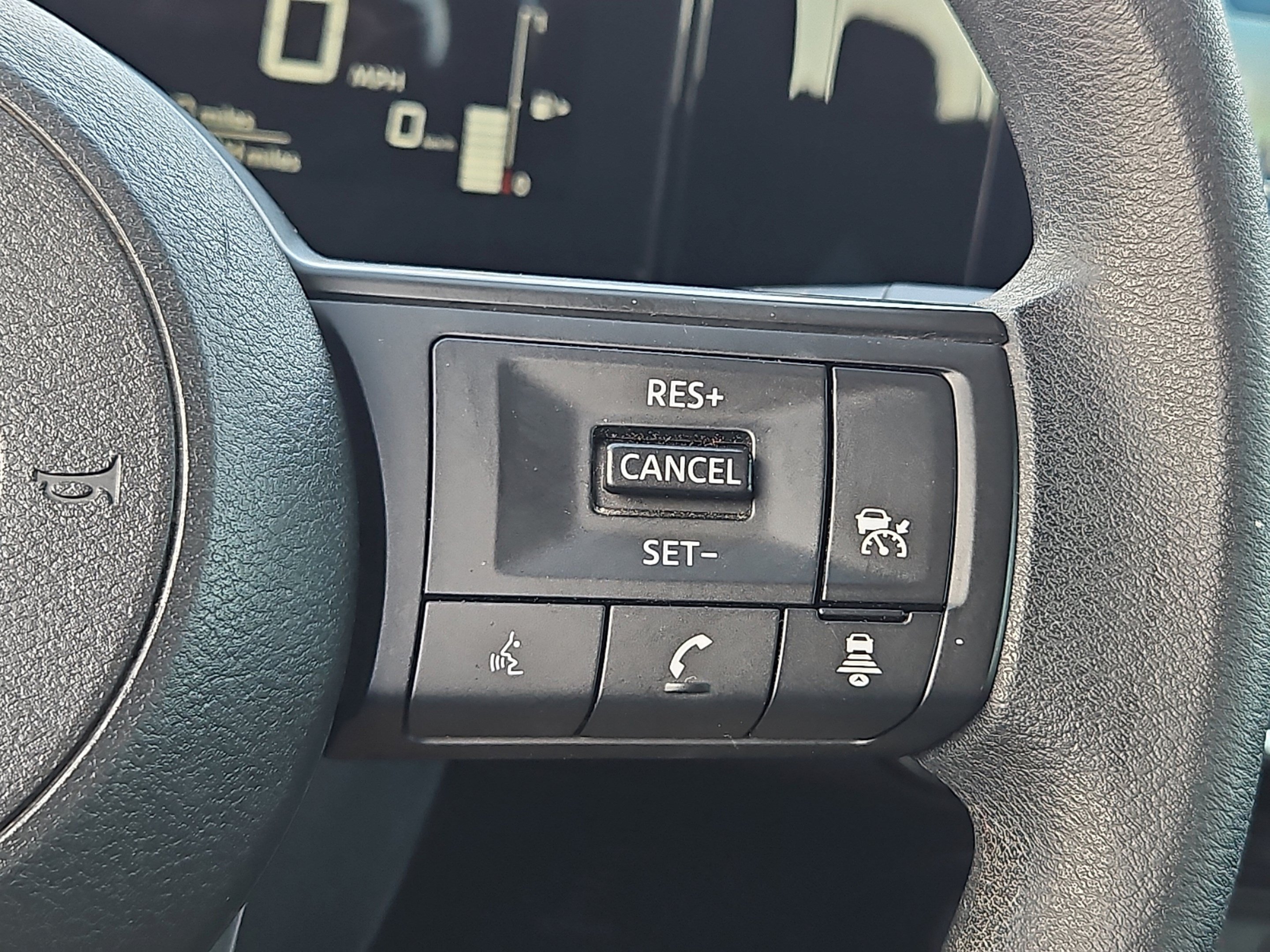 Used 2025 Super Black Nissan SV image 16