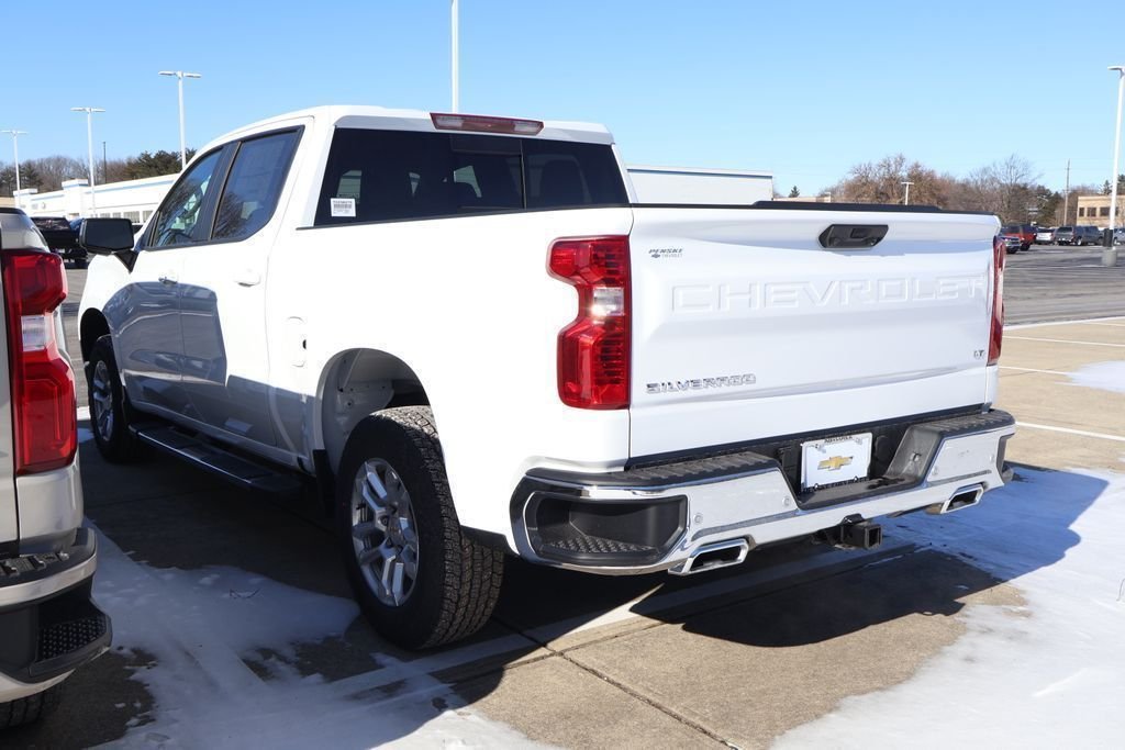 2026 Chevrolet Silverado 1500 LT - Photo 4