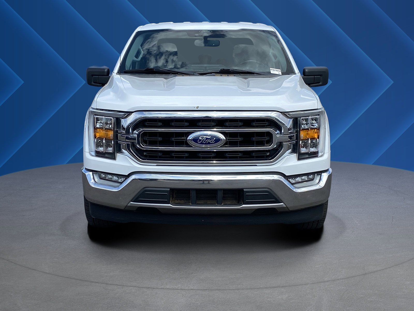 Used 2021 Oxford White Ford XLT image 8